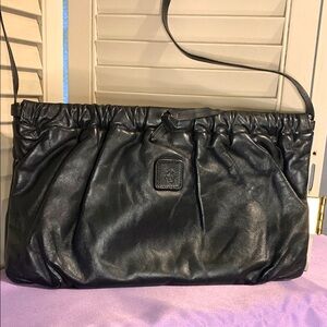 Elegant Black Leather Shoulder Bag